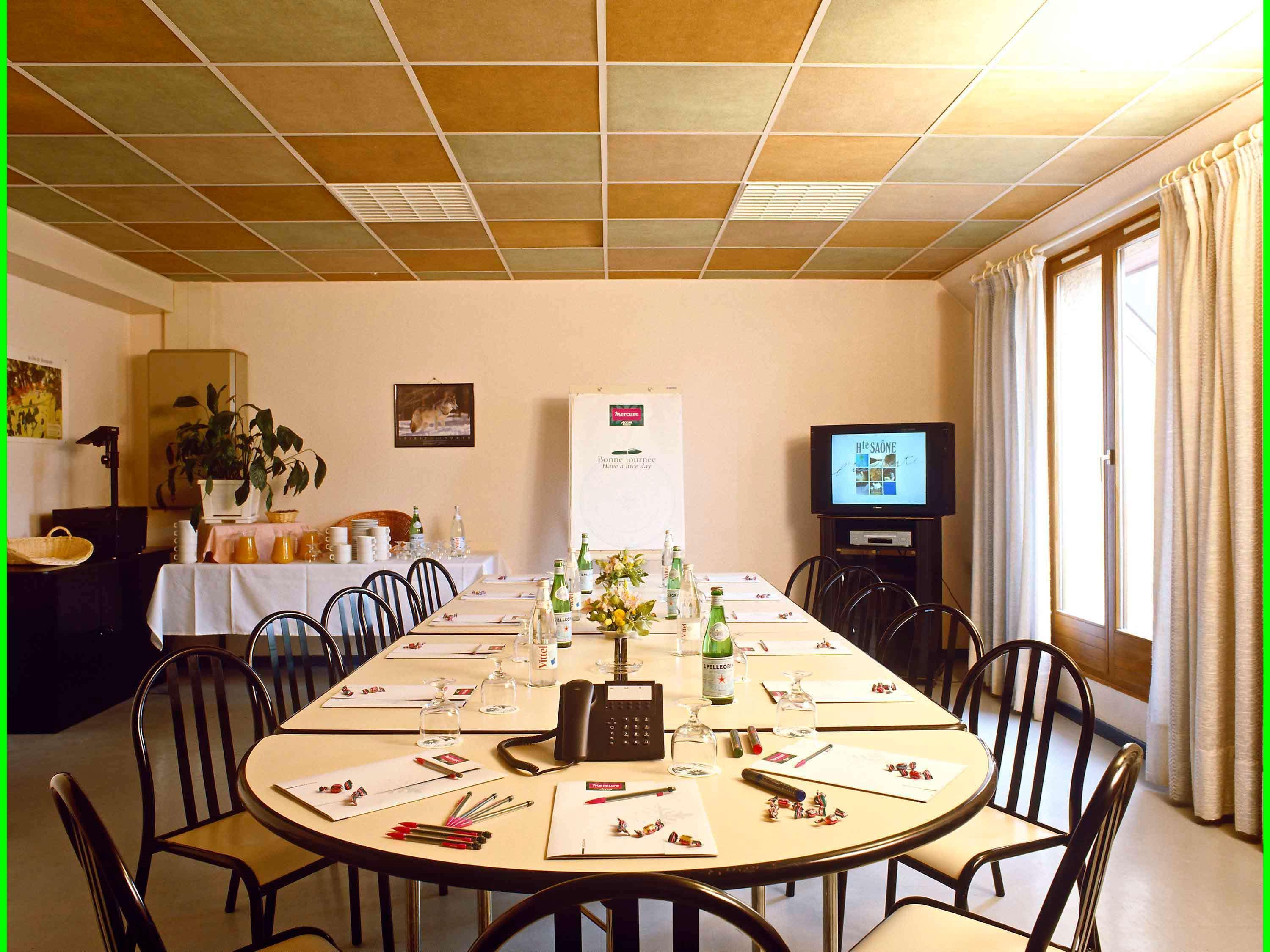 Mercure Hexagone Luxeuil מראה חיצוני תמונה