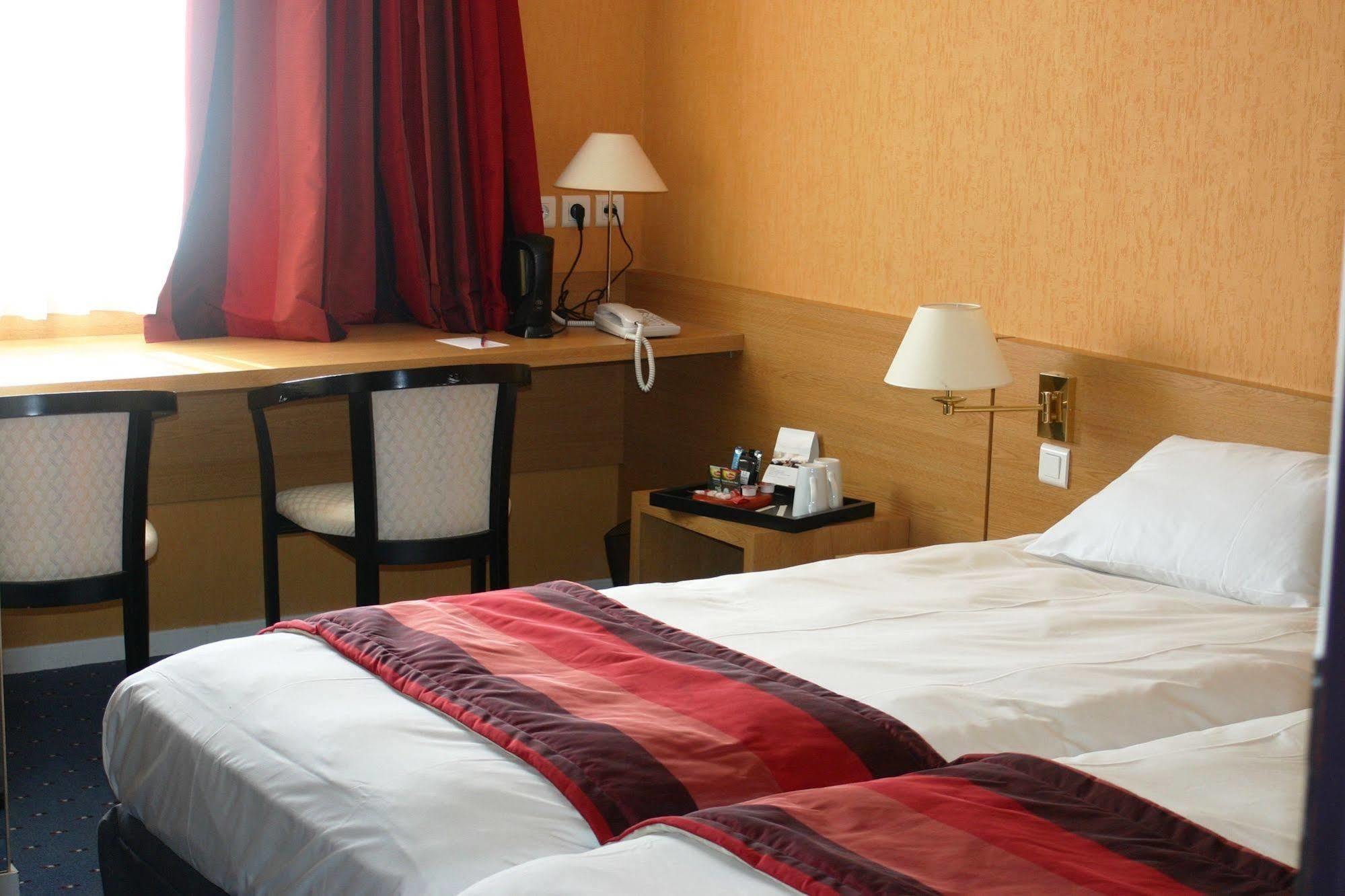 Mercure Hexagone Luxeuil מראה חיצוני תמונה
